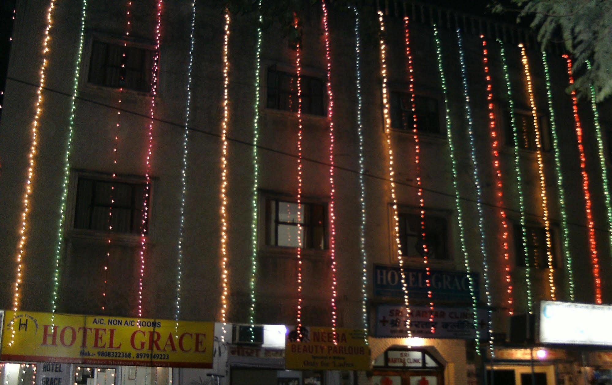 Hotel Grace Agra  Bagian luar foto